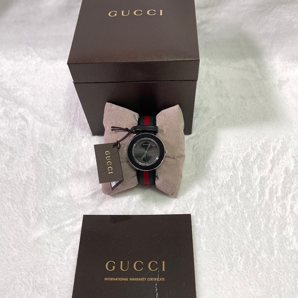 NIB Auc Gucci Swiss U-Play Red, Green and Black Nylon Strap Watch 35mm Y… - Picture 15 of 16